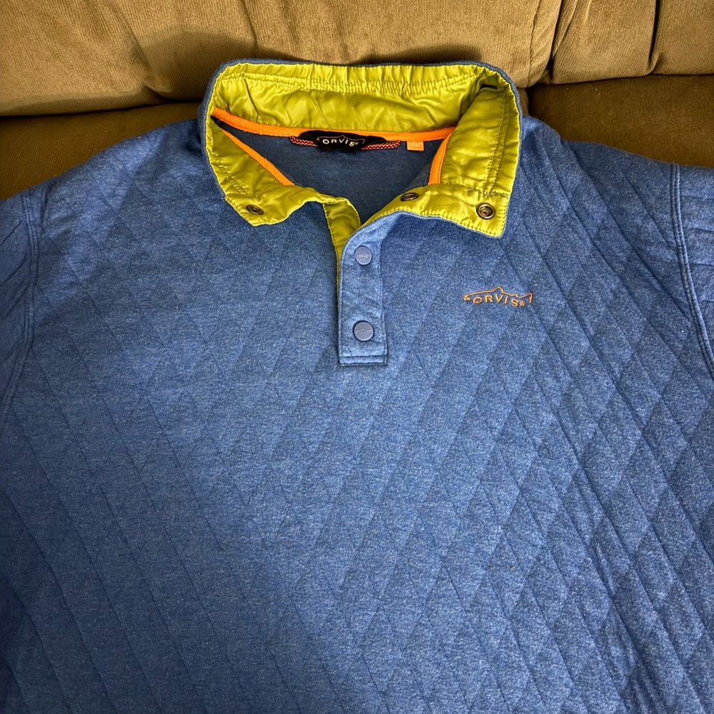 Orvis Men's Blue and Yellow Quilted Pullover.